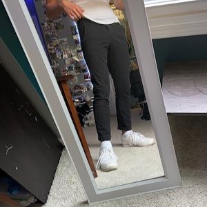 27/28 Aeropostale skinny jeans